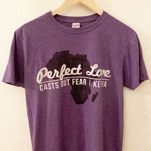 Perfect Love Cast Out Fear Kenya T-Shirt Size M Purple, Like New.